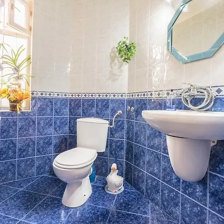House Kalina بيت للعطل *